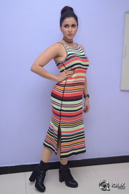 Mannara-Chopra-At-Jakkanna-Movie-Platinum-Disc-Function